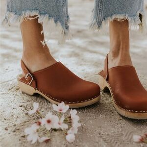 MIA Sweden Alma Clogs Sz 38
